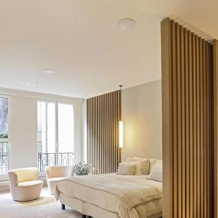 Elegant Pied -a - Terre Parisien V38 Apartment *