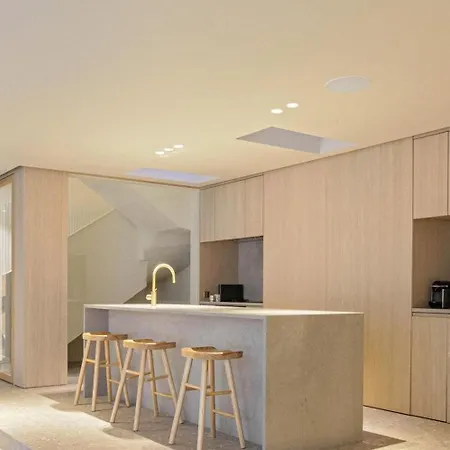 Elegant Pied -a - Terre Parisien V38 *