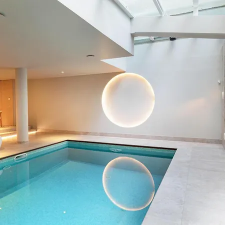 Elegant Pied -a - Terre Parisien V38 Apartment *